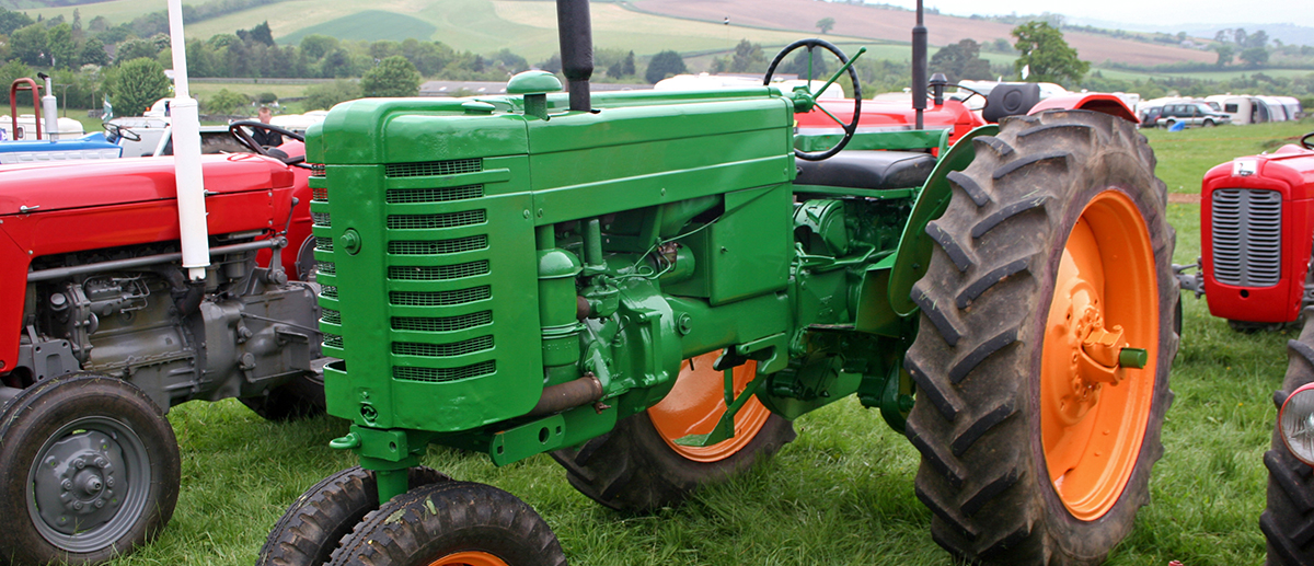 montgomery auction farm slider image
